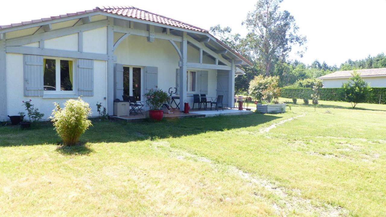 Les Rouges Gorges Bed & Breakfast Lugos Exterior photo